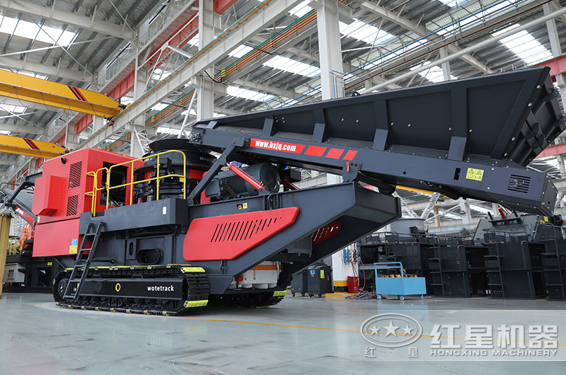 履帶式移動(dòng)破碎站