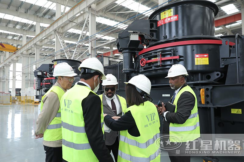 客戶(hù)來(lái)廠(chǎng)選購(gòu)中 客戶(hù)來(lái)廠(chǎng)選購(gòu)中